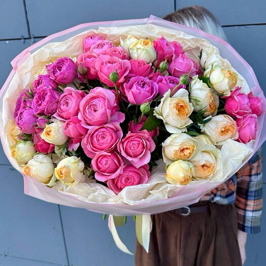 Букет пион розы кустовые «Цветущие чувства» 🌸