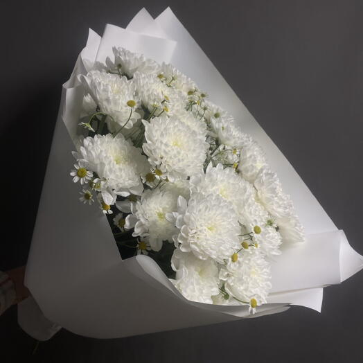 Букет из хризантемы и ромашек 💐