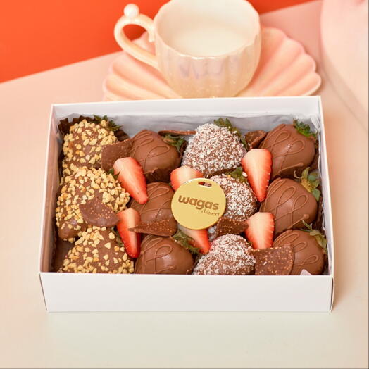 Chocolate-covered strawberries "Peanut-coconut" 12 pcs