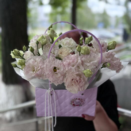 Эустома нежность