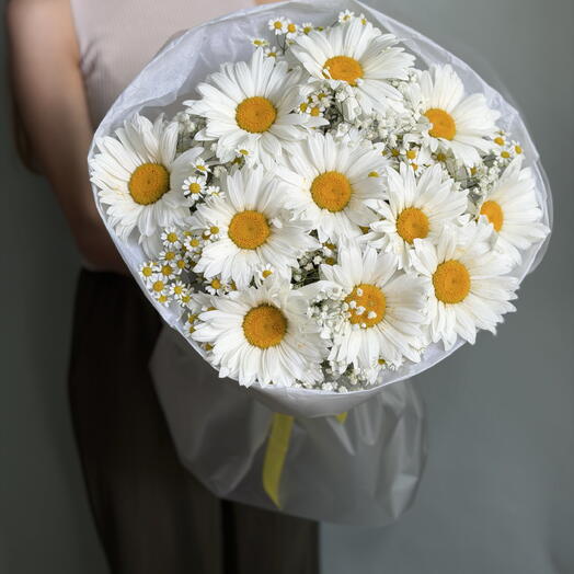 Букет с ромашками