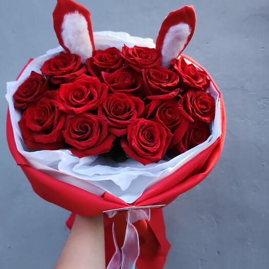 Букет роз "Red Rabbit"