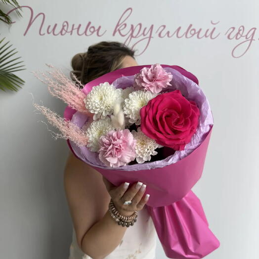Букет-комплимент "Яркая звезда"/роза/куст хризантема/диантус /Цветы Уфа/Цветы в Уфе/Доставка цветов Уфа