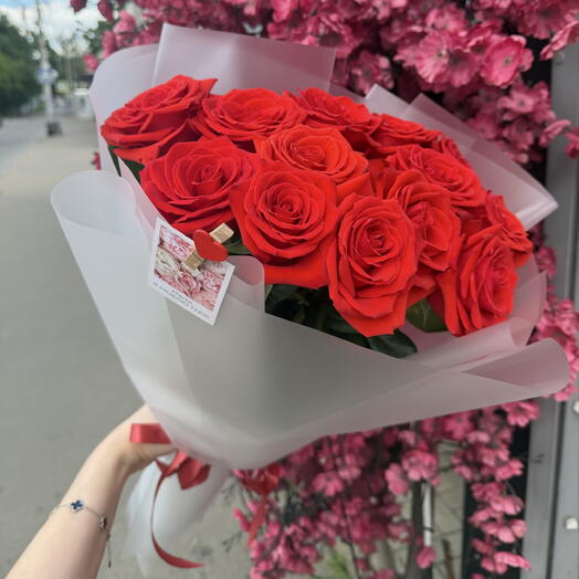 Розы 13 штук