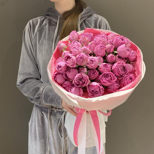 Букет из ярких кустовых пионовидных роз Мисти Баблс 🌸🌸🌸