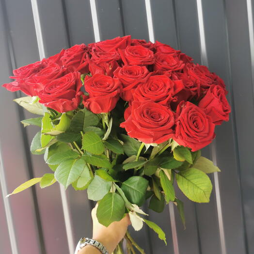 Ред Наоми 25 роз 🌹