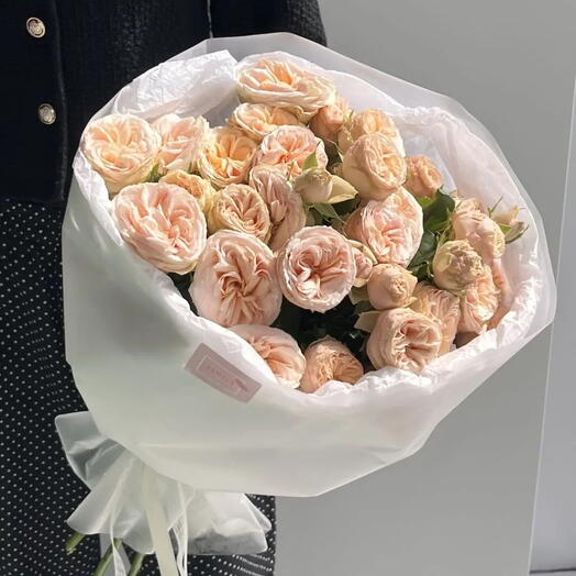 Монобукет из кустовых роз