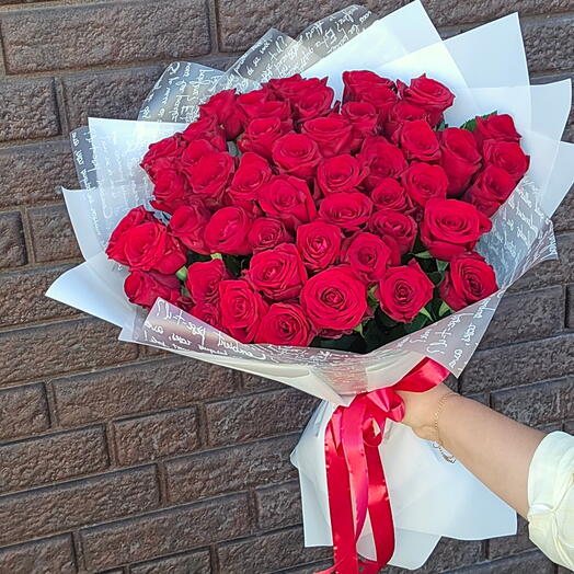 Роскошный букет из 51 красной розы 🌹