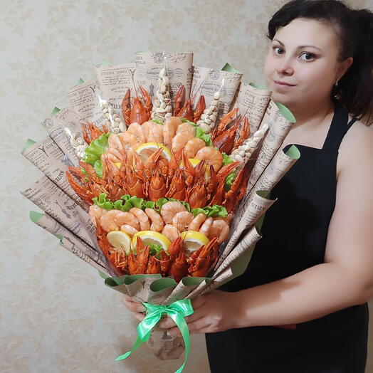 Букет с раками, креветками и фисташками