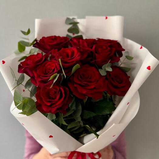 Bouquet with 10 red roses