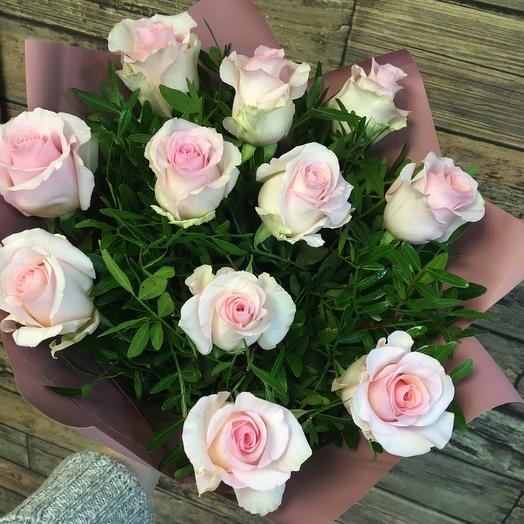 Bouquet of 11 roses