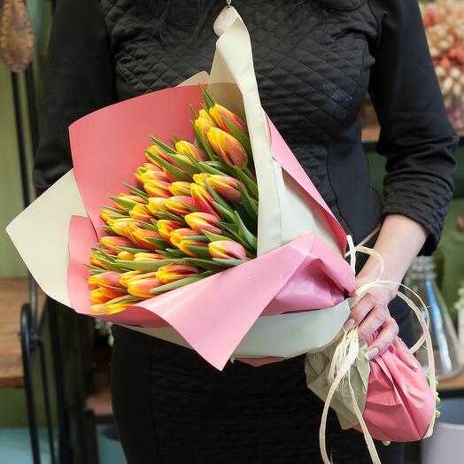 Bouquet of Orange Breeze tulips