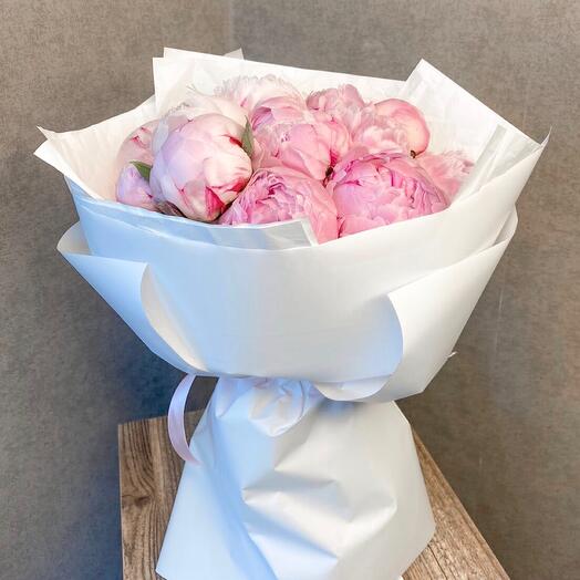 ✅ 15 peonies