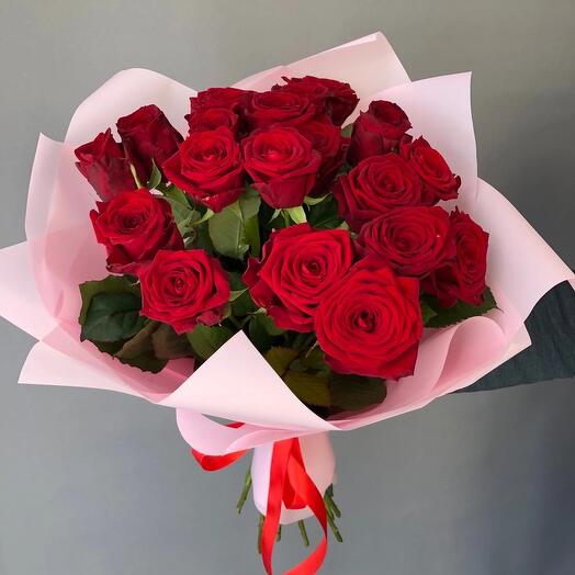 Ramo de rosas rojas, 19 rosas