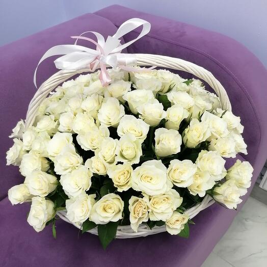 Basket 101 white rose