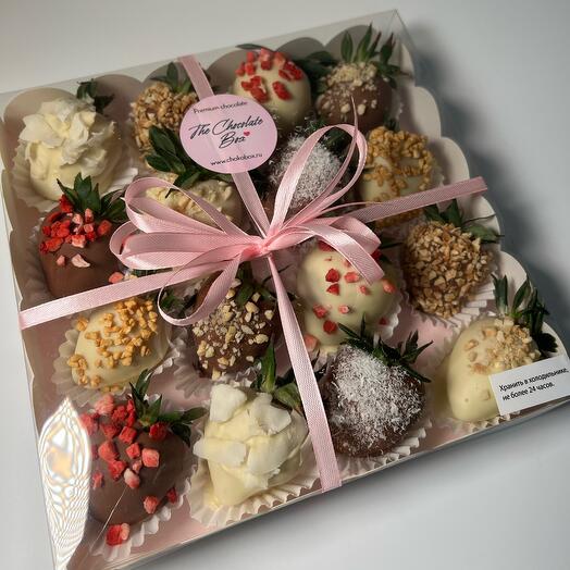 Клубника в шоколаде набор 16-20 шт