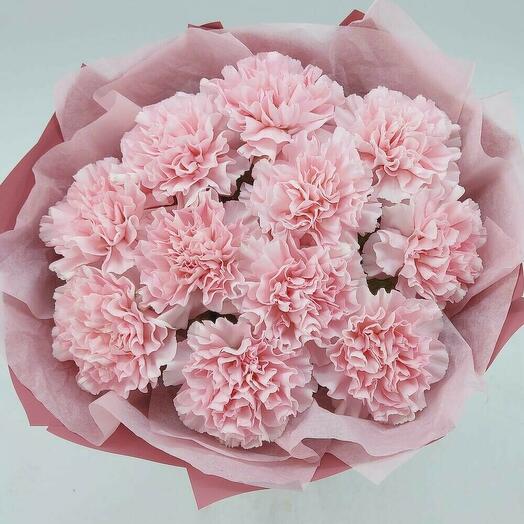 Bouquet of pink carnations