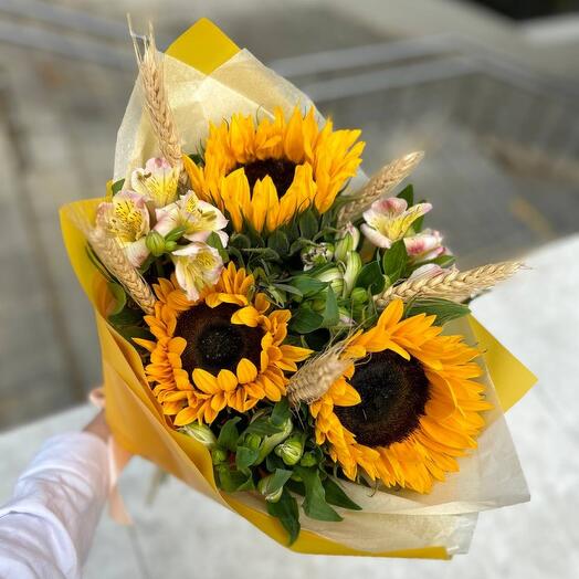 Sunny bouquet of Sunflowers, alstroemeria and rye