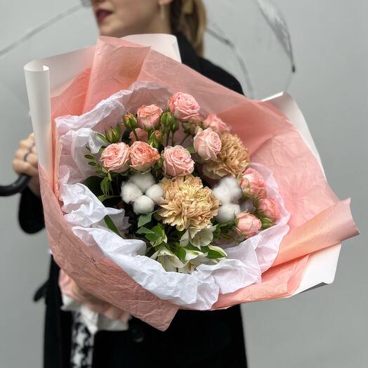 Bouquet "Irish Cream" (bush rose, dianthus, alstroemeria)