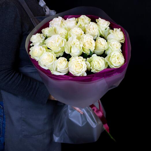 Ramo de 21 rosas blancas ecuatorianas