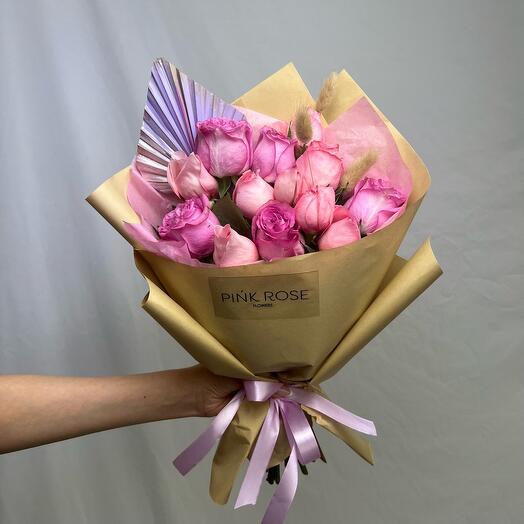 Розы с сухоцветами