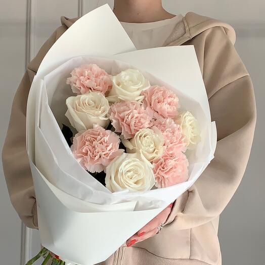 En tonos crema 🤍 rosas / Dianthus