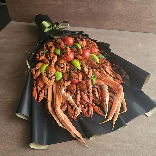 Букет с раками и клешнями стригуна