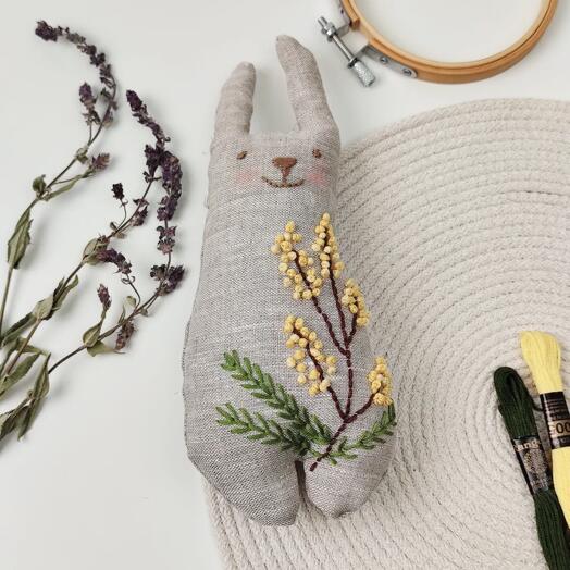 Игрушка из льна "Заяц"