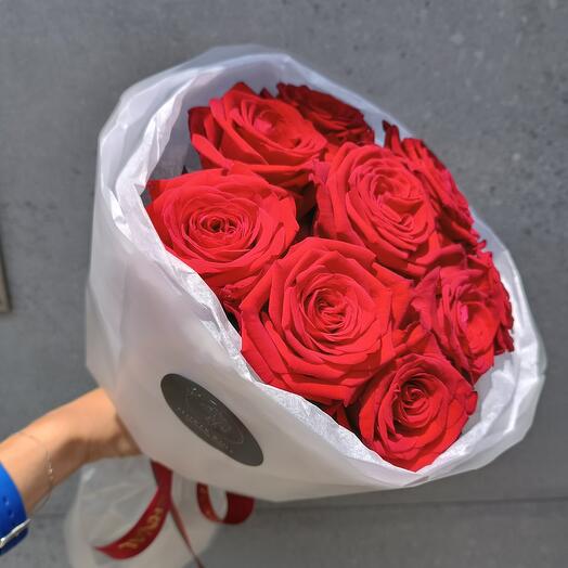 Букет Red Naomi 9шт