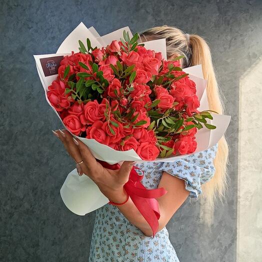 Ramo de 35 rosas rojas fragantes