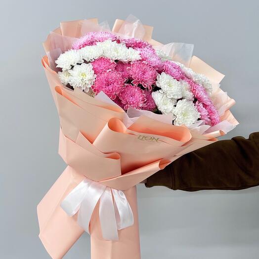 Букет из 9 хризантем от Lion Flowers