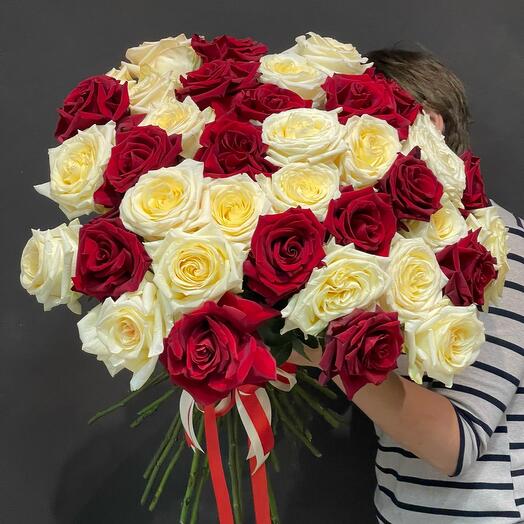 Ramo de rosas de Candelita y Explorer