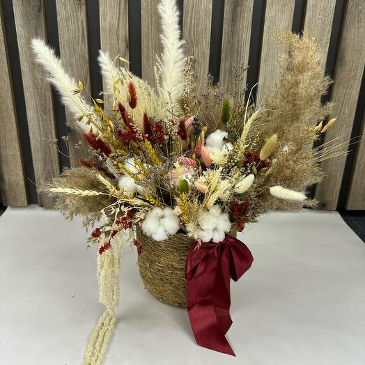 Композиция из сухоцветов