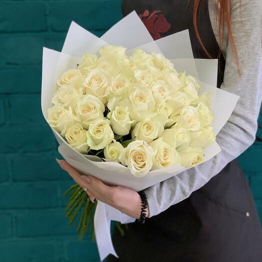 Букет  из 35 белых роз