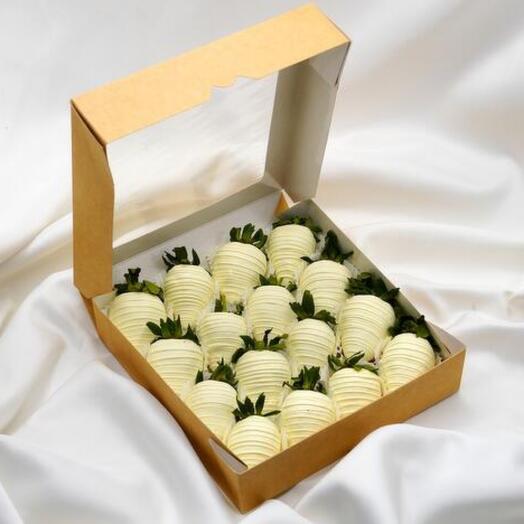 Клубника в шоколаде White Classic 16