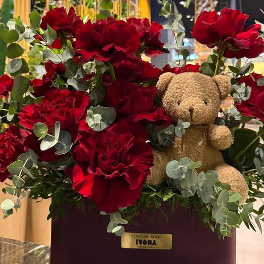 Roses with teddy