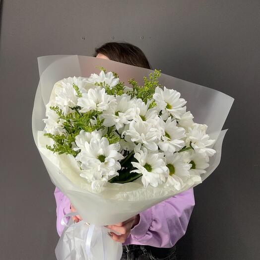 Букет из крупных ромашек