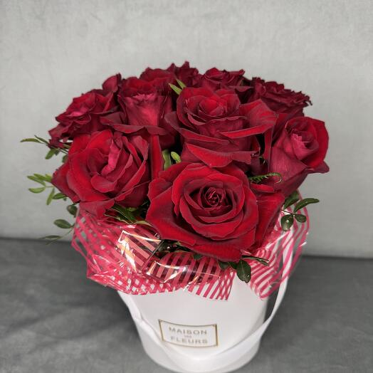 Композиция из красных роз «Red»