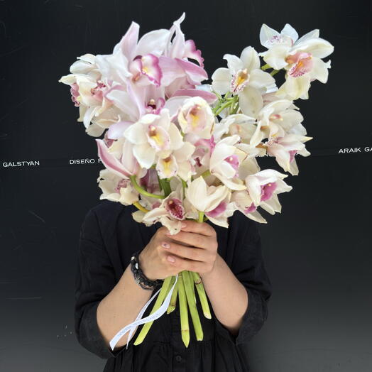 Ramo de Orquidea. Pasion silenciosa