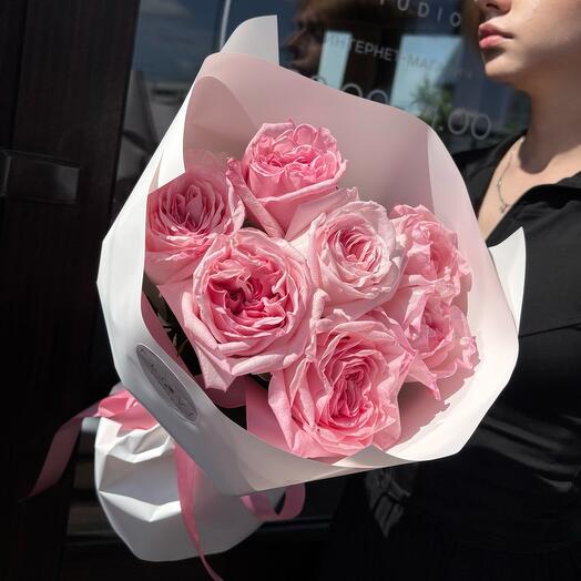 7 садовых роз Pink O Hara в оформлении Французский аромат»