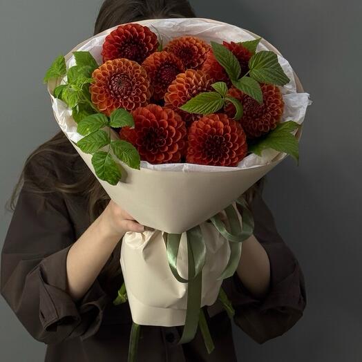 Букет георгины в малине (9 штук)