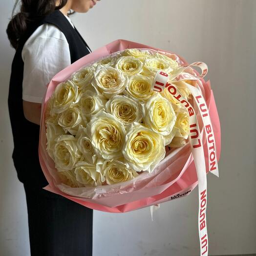 Букет "25 пионовидных роз Candlelight"