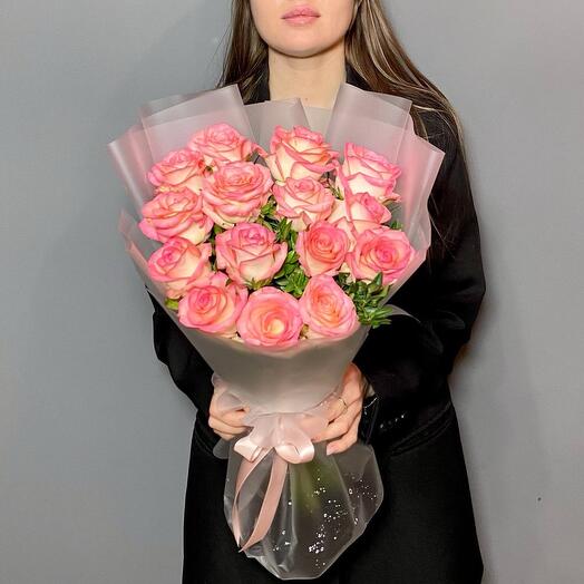 Monobucket of delicate Jumilia roses with greenery