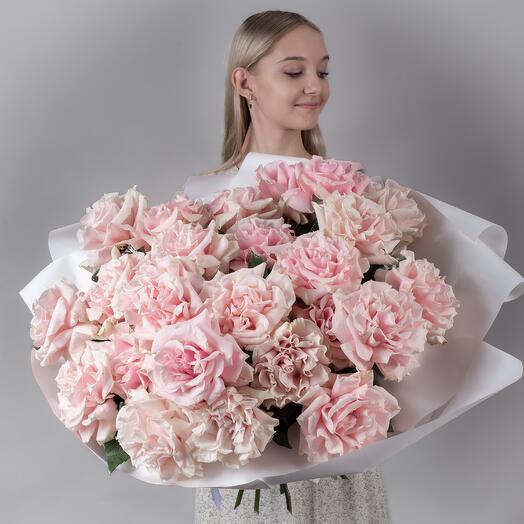 Букет из 25 розовых, французских роз