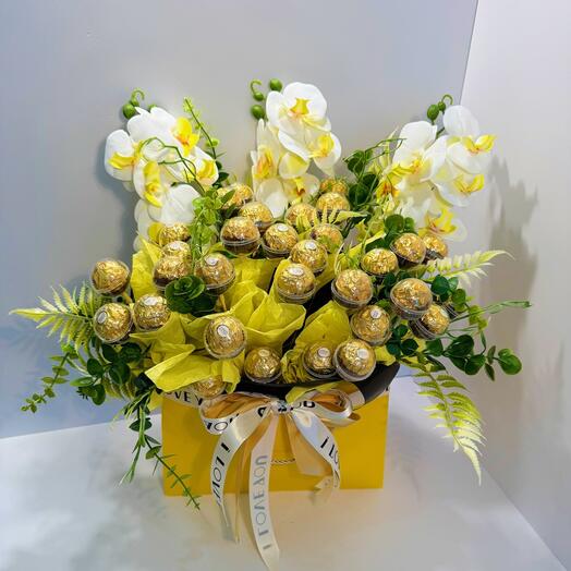 Подарок для мамы.Букет из шоколадных конфет. Подарок. Съедобный букет.  Букет из шоколадных конфет с цветами . Красивый букет