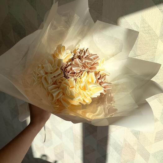 Георгины из атласной ленты