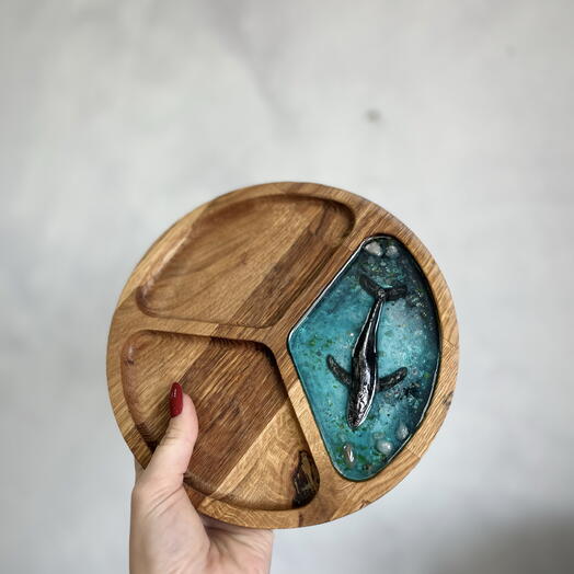 Менажница с китом