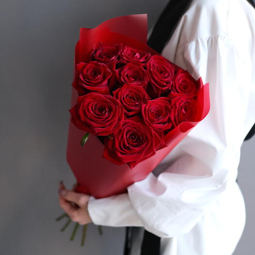 Монобукет из 11 красных роз Ред Наоми