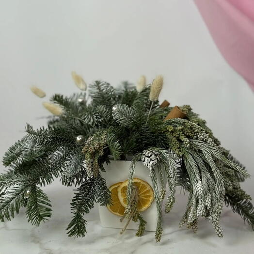 Композиция из нобилиса и мережки