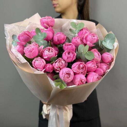 9 пионовидных роз сильва Пинк с эвкалиптом Flower Lab